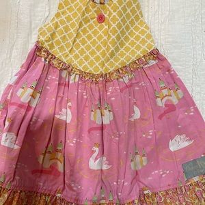 Eleanor Rose swan/castle dress size 4-5